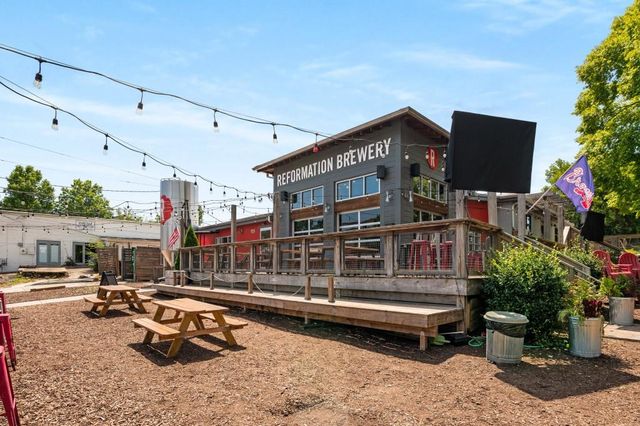 120 Gardenia Trail, Woodstock, GA 30188