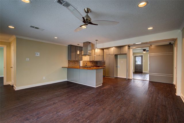 1507 Crestridge Drive, Mesquite, TX 75149