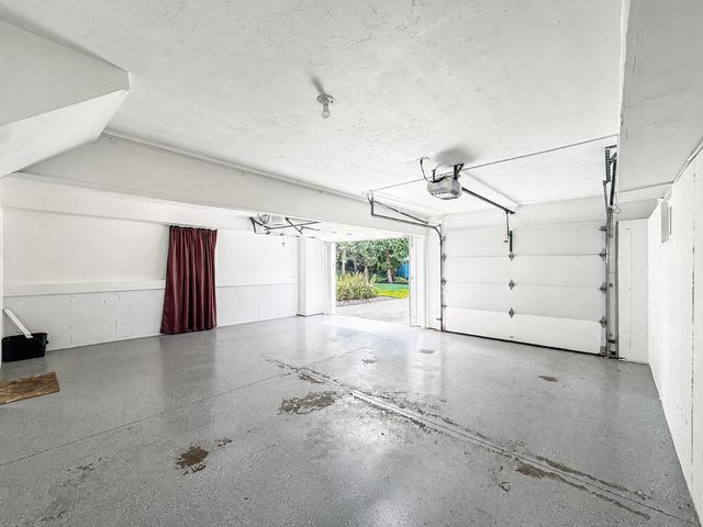 52 Phelps St, Marlborough, MA 01752