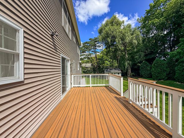 52 Phelps St, Marlborough, MA 01752