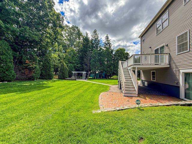52 Phelps St, Marlborough, MA 01752