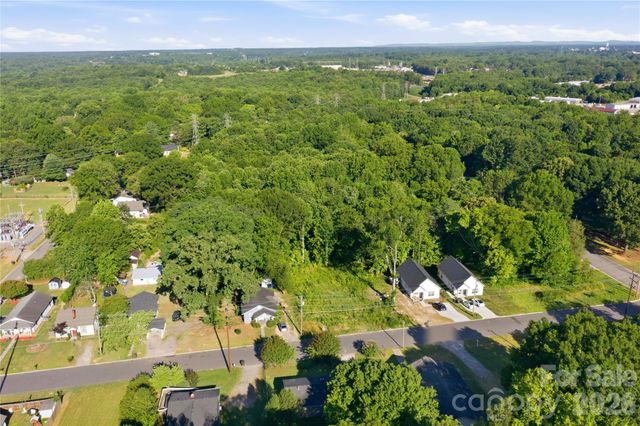 1318 7th Street, Statesville, NC 28677