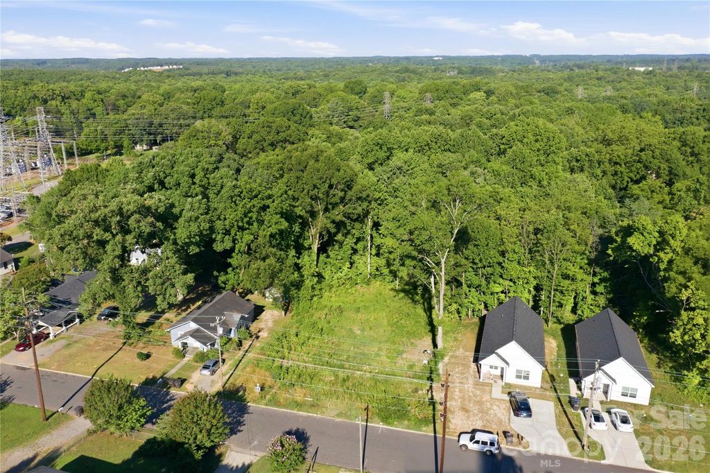 1318 7th Street, Statesville, NC 28677