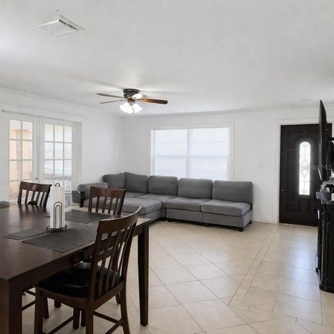 1021 FAIRBURN AVENUE, Clearwater, FL 33755