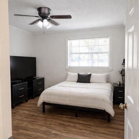 1021 FAIRBURN AVENUE, Clearwater, FL 33755