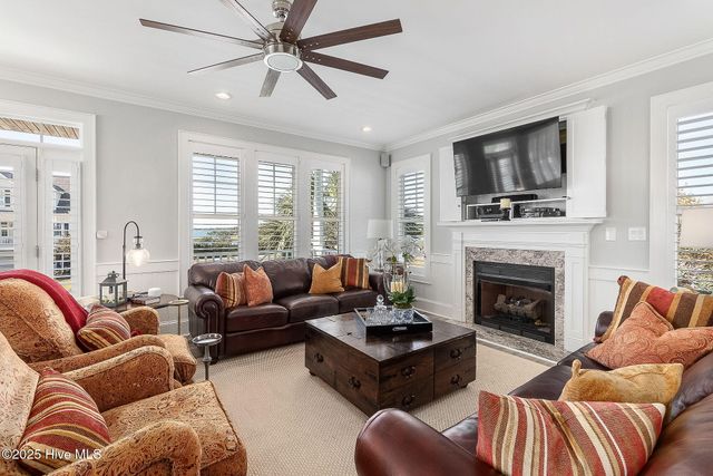 119 Pintail Lane, Harkers Island, NC 28531