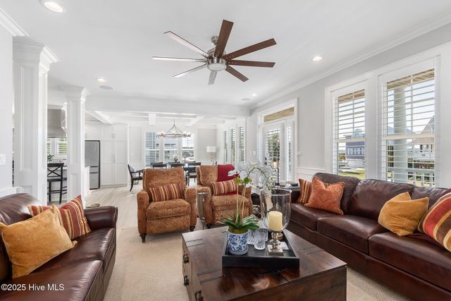 119 Pintail Lane, Harkers Island, NC 28531