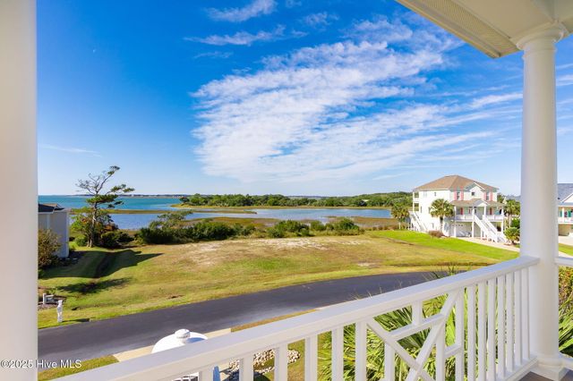 119 Pintail Lane, Harkers Island, NC 28531