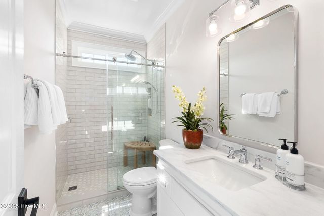 119 Pintail Lane, Harkers Island, NC 28531