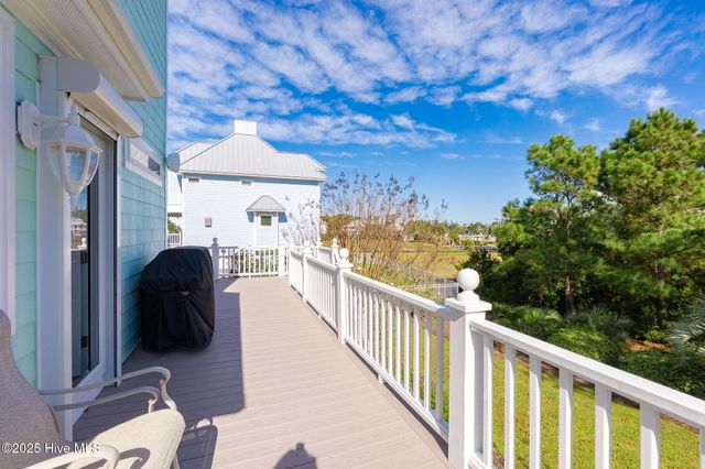 119 Pintail Lane, Harkers Island, NC 28531