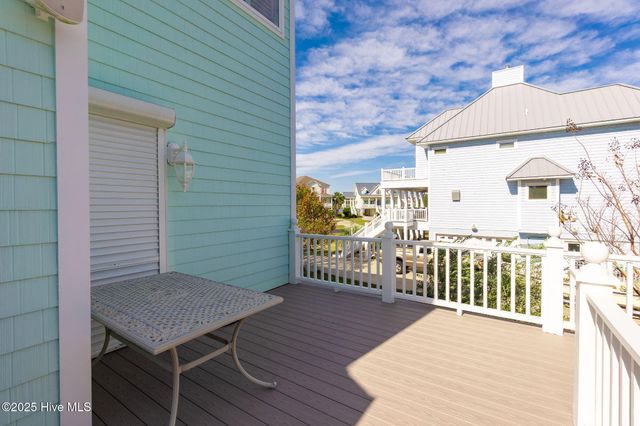 119 Pintail Lane, Harkers Island, NC 28531