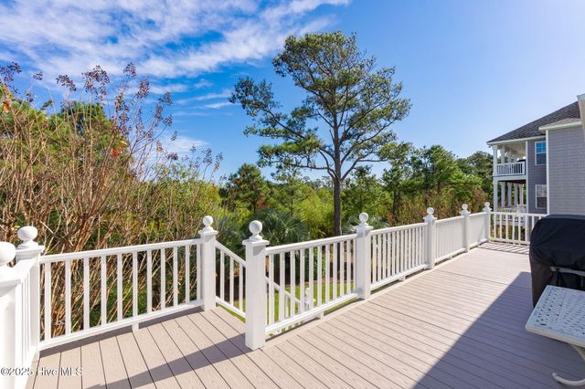 119 Pintail Lane, Harkers Island, NC 28531