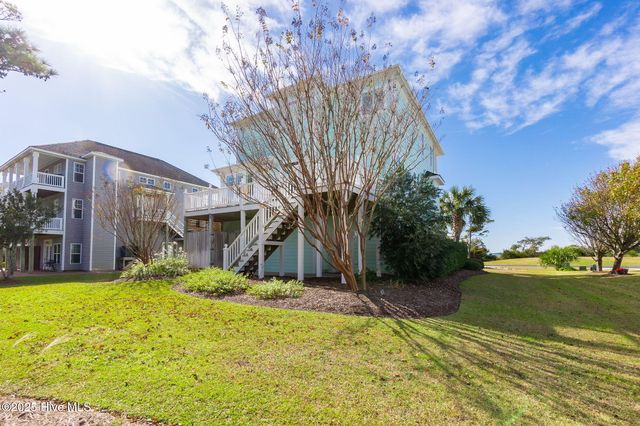 119 Pintail Lane, Harkers Island, NC 28531
