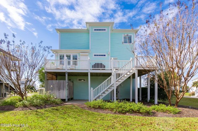 119 Pintail Lane, Harkers Island, NC 28531