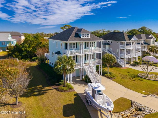 119 Pintail Lane, Harkers Island, NC 28531