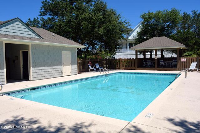 119 Pintail Lane, Harkers Island, NC 28531