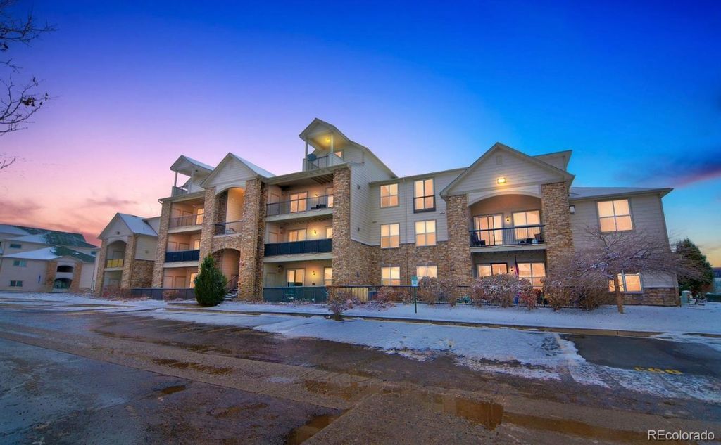 7222 S Blackhawk Street 206, Aurora, CO 80112