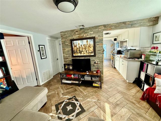 3970 56TH AVE N, St Petersburg, FL 33714
