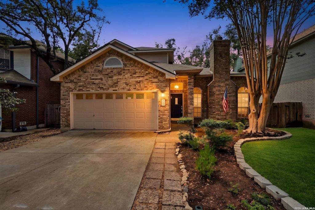 2118 CHITTIM PASS DR, San Antonio, TX 78232