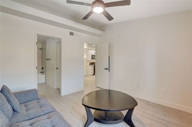 950 Seven Hills Drive 1422, Henderson, NV 89052