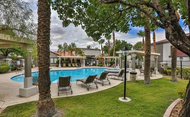 950 Seven Hills Drive 1422, Henderson, NV 89052