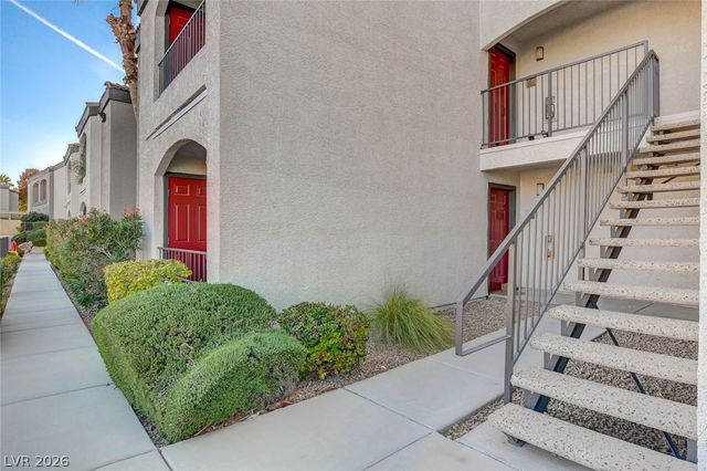 950 Seven Hills Drive 1422, Henderson, NV 89052