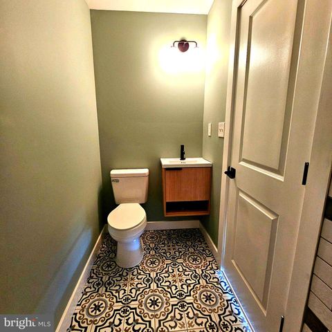 5937 SPRINGFIELD AVE, Philadelphia, PA 19143