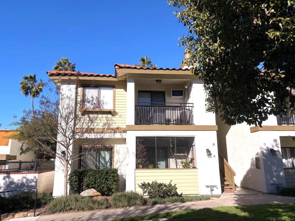 1009 S Sunshine Ave B, El Cajon, CA 92020