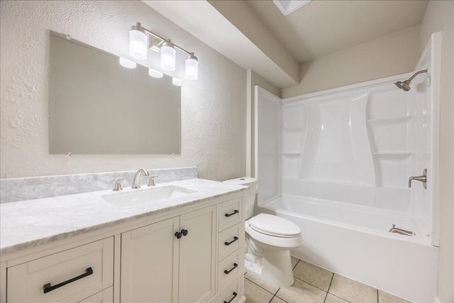 5424 Prince Drive, Lake Dallas, TX 75065