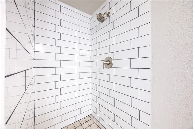 5424 Prince Drive, Lake Dallas, TX 75065