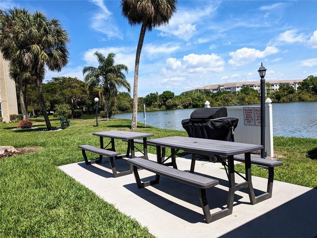 3756 LAKE BAYSHORE DRIVE K-509, Bradenton, FL 34205