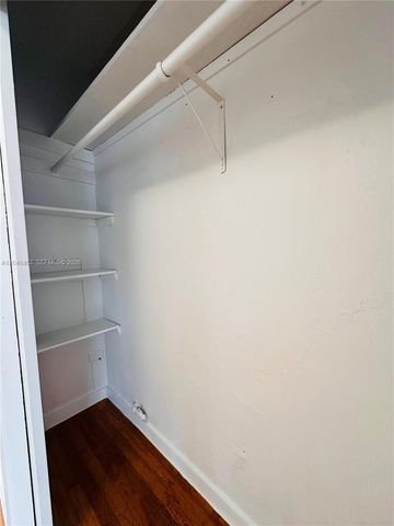 2045 Calais Dr 7, Miami Beach, FL 33141