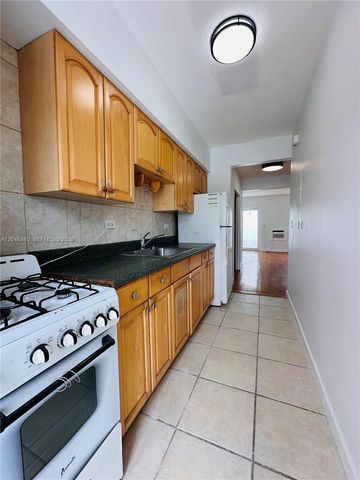 2045 Calais Dr 7, Miami Beach, FL 33141