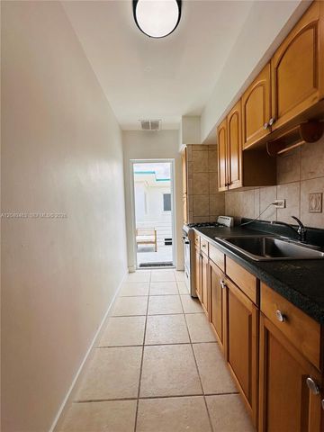 2045 Calais Dr 7, Miami Beach, FL 33141