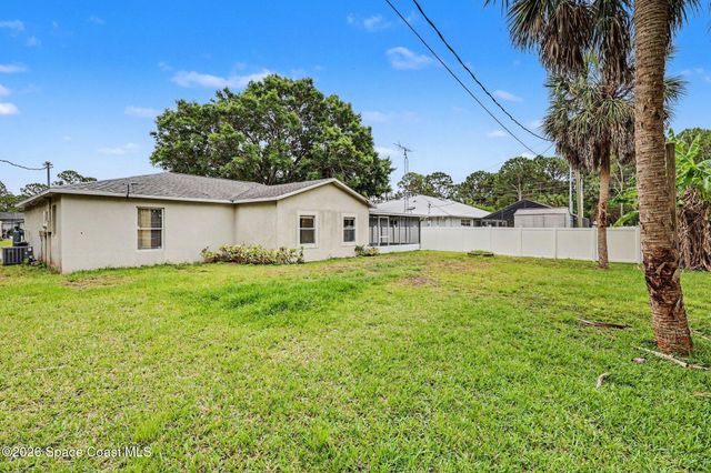 1893 Firethorn Road NW, Palm Bay, FL 32907