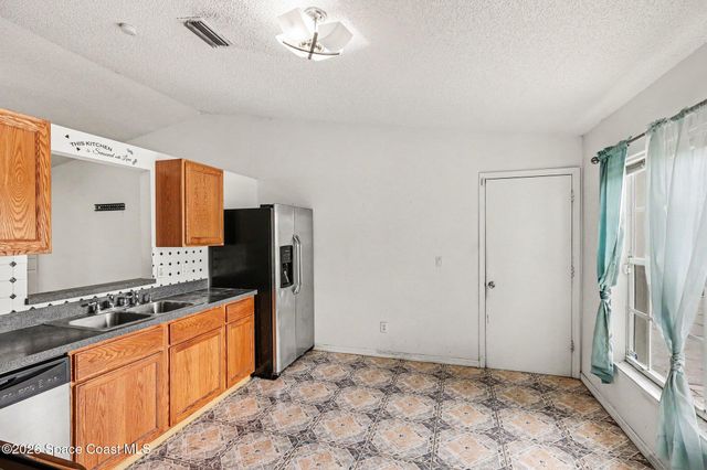 1893 Firethorn Road NW, Palm Bay, FL 32907