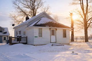 14765 US Highway 12, Porter Twp, MI 49130