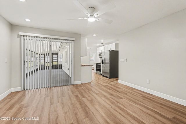 320 Algiers Avenue SE, Palm Bay, FL 32909