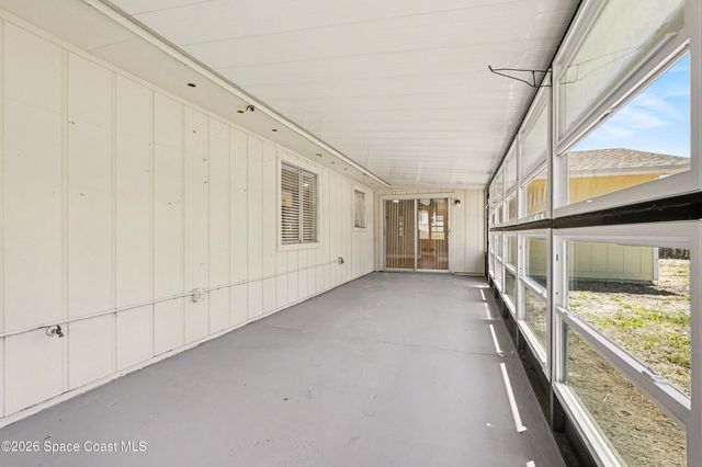 320 Algiers Avenue SE, Palm Bay, FL 32909