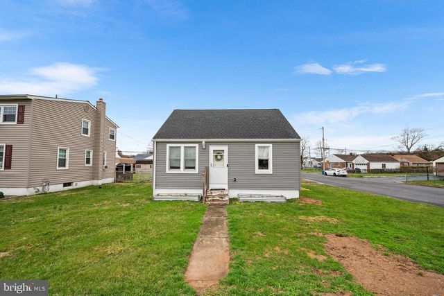 2109 BATH RD, Bristol, PA 19007