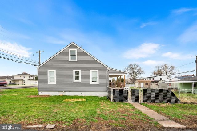 2109 BATH RD, Bristol, PA 19007