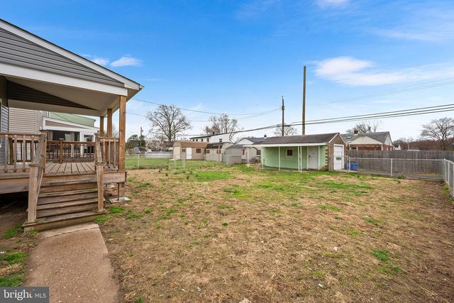 2109 BATH RD, Bristol, PA 19007