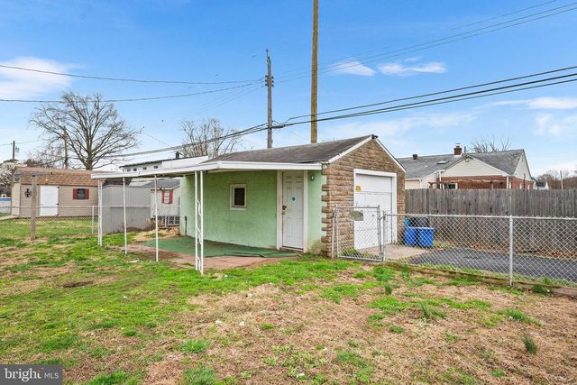 2109 BATH RD, Bristol, PA 19007