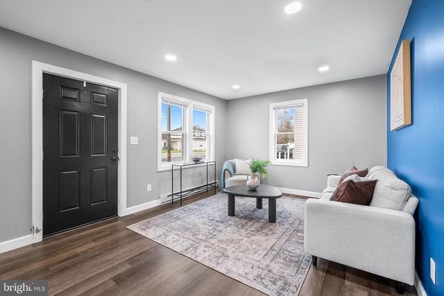 2109 BATH RD, Bristol, PA 19007