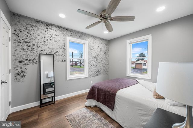 2109 BATH RD, Bristol, PA 19007