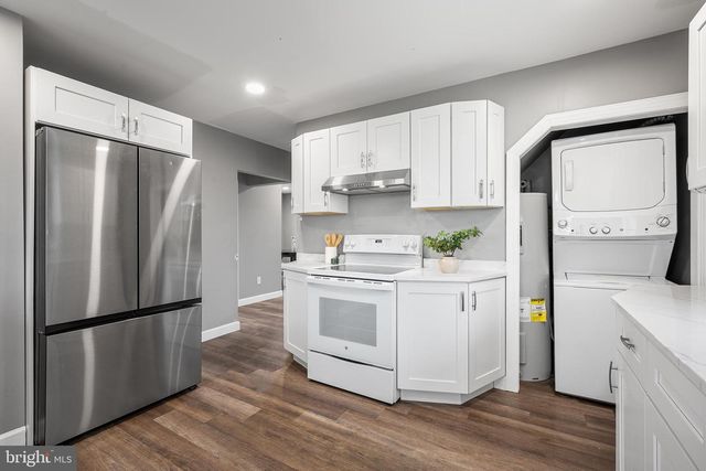 2109 BATH RD, Bristol, PA 19007