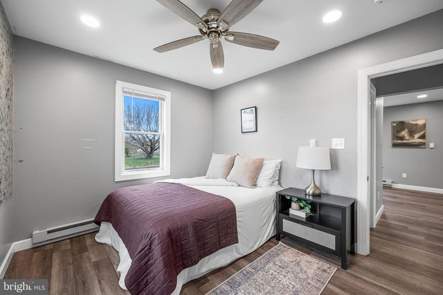 2109 BATH RD, Bristol, PA 19007