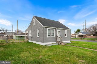 2109 BATH RD, Bristol, PA 19007