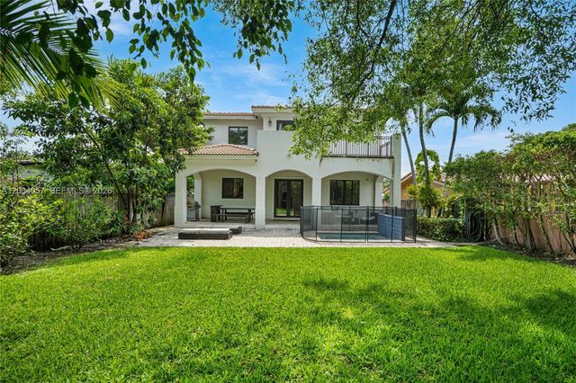 8919 NE 10th Avenue, Miami, FL 33138