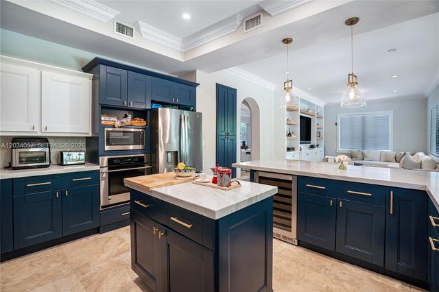 8919 NE 10th Avenue, Miami, FL 33138
